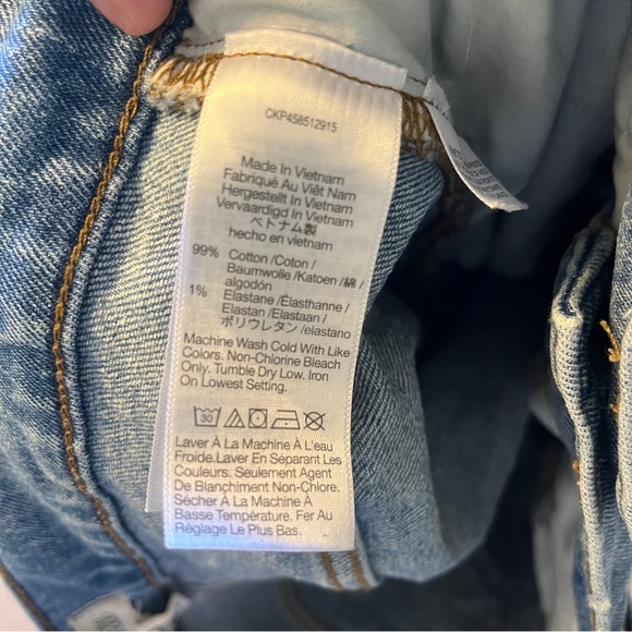 Madewell Perfect Vintage Straight Jean - Picture 8 of 8